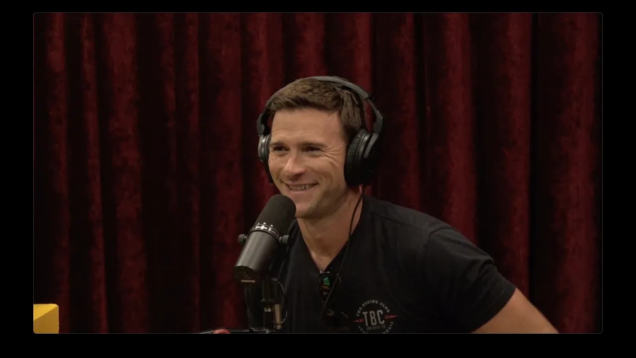 Joe Rogan Experience #2519 - Scott Eastwood