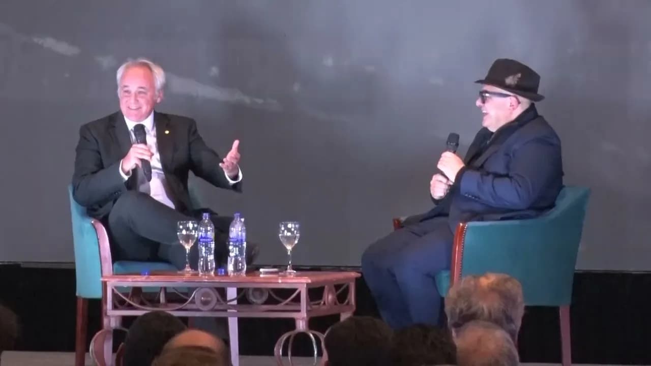 Salvador Di Stefano junto a Vladimir Werning. Dos miradas, un mismo escenario