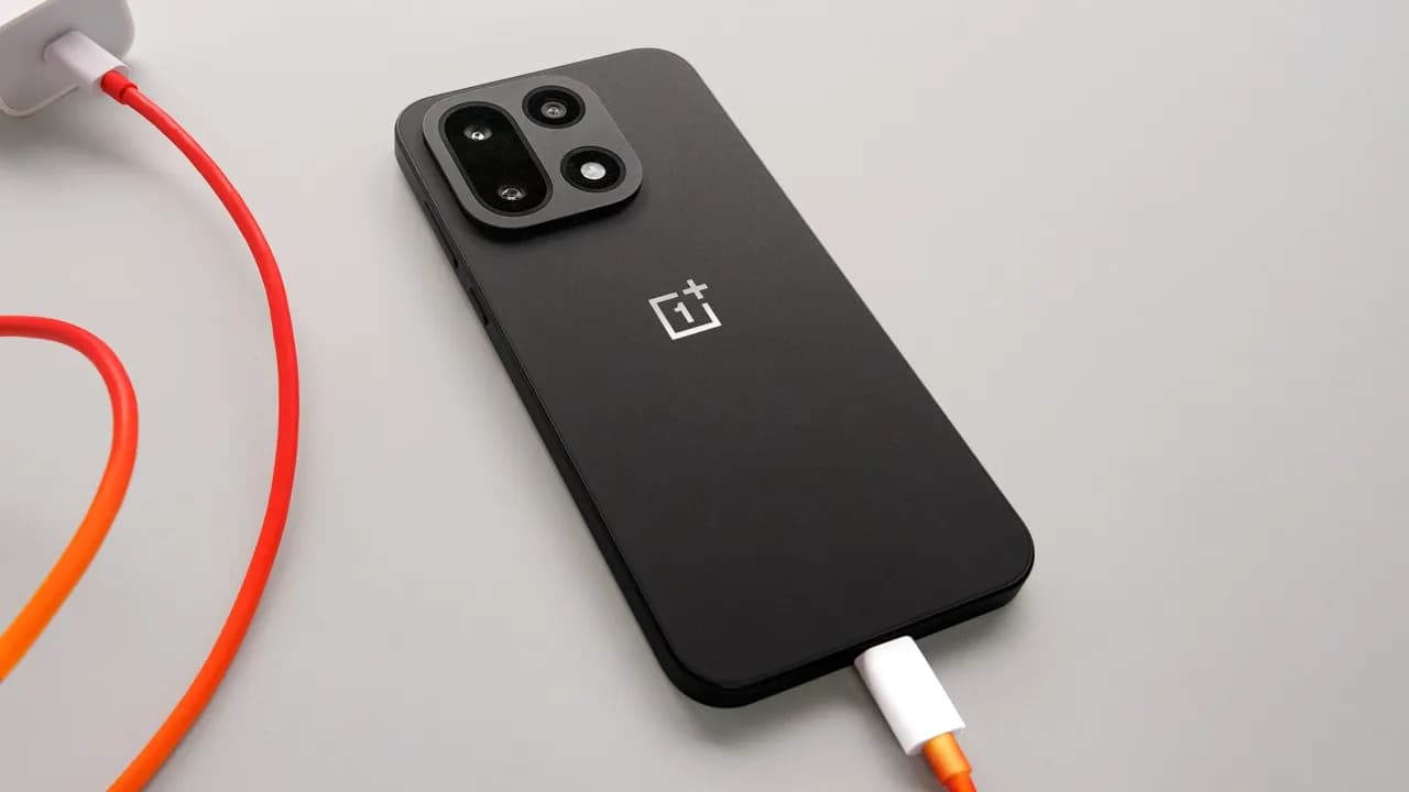 The Problem with these Smartphone Batteries